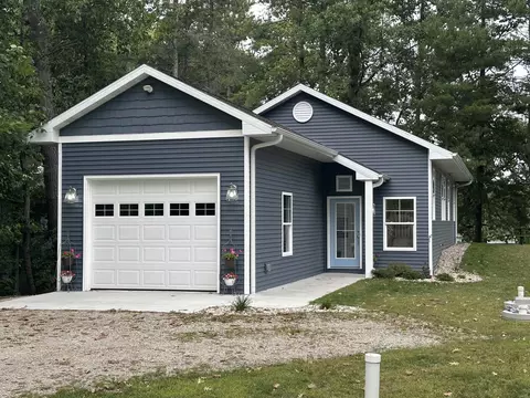 w5620 County Road K, Wild Rose, WI 54984
