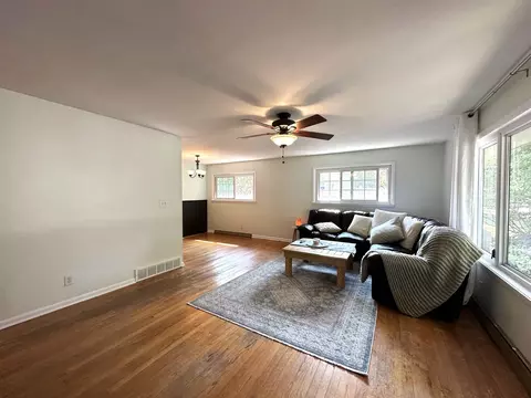 1032 S Joseph St, Appleton, WI 54915 photo 9