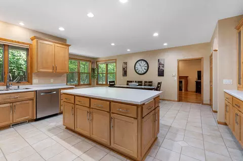 3616 S Christopher Ct, Appleton, WI 54915 photo 10