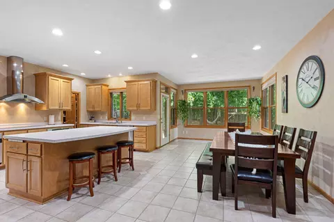 3616 S Christopher Ct, Appleton, WI 54915 photo 8