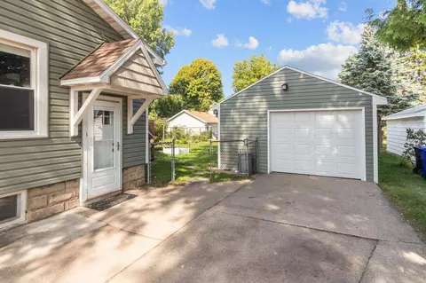 1428 E College Ave, Appleton, WI 54915 photo 28