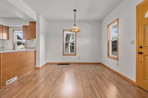 1428 E College Ave, Appleton, WI 54915 photo 7
