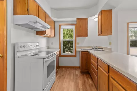 1428 E College Ave, Appleton, WI 54915 photo 9