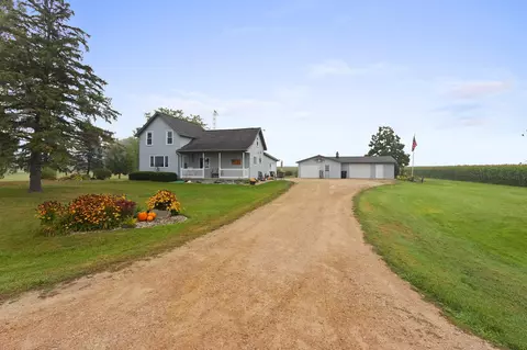 n8570 County Road F, Shiocton, WI 54170