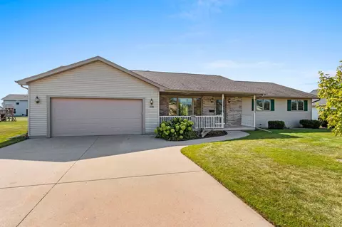 3066 Jauquet Dr, Green Bay, WI 54311