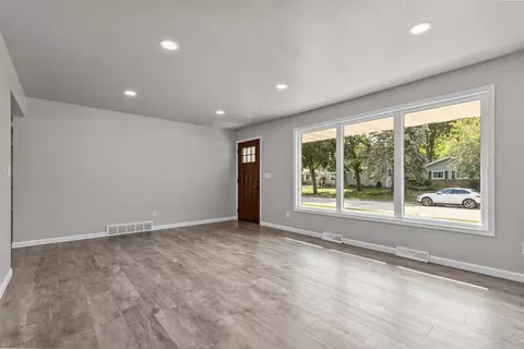 700 E Hoover Ave, Appleton, WI 54915 photo 16
