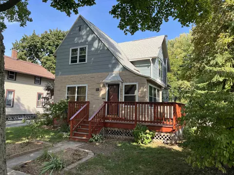 914 W Harris St, Appleton, WI 54911