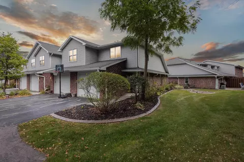 2571 Telluride Trl #F, Green Bay, WI 54313