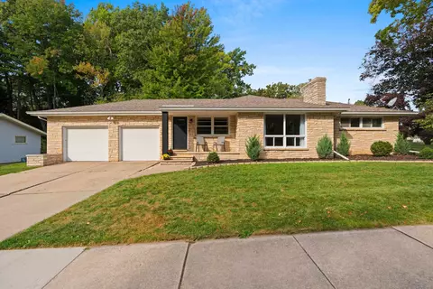500 Wesley St, Green Bay, WI 54302