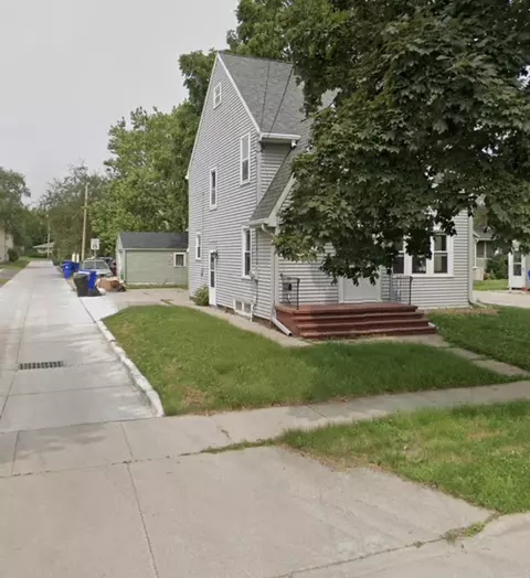 219 N Story St, Appleton, WI 54914 photo 2
