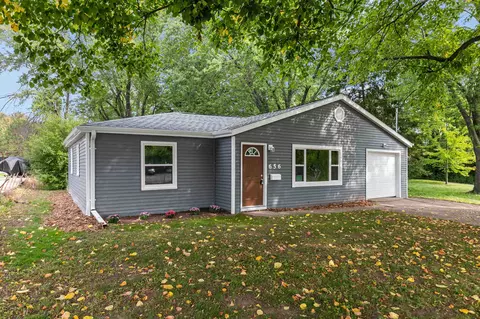 656 Grant St, De Pere, WI 54115