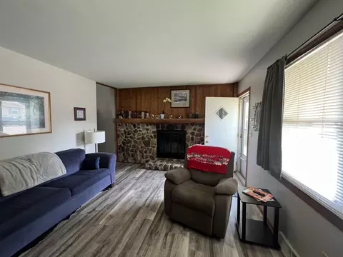 1216 E Sylvan Ave, Appleton, WI 54915 photo 5