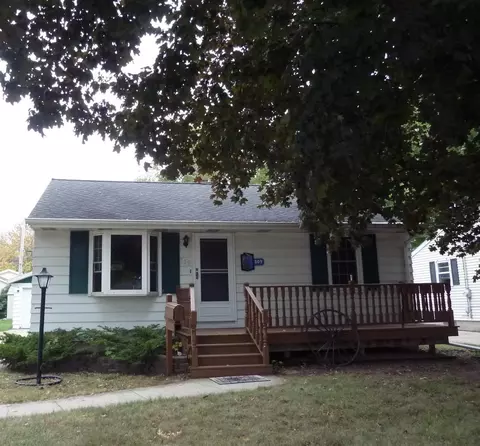 309 N Lark St, Oshkosh, WI 54902