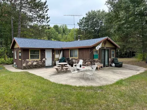 w4935 Parkwood Drive, Shawano, WI 54166