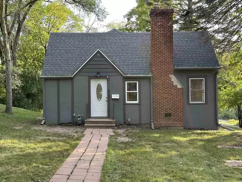 700 Allouez Ter, Green Bay, WI 54301