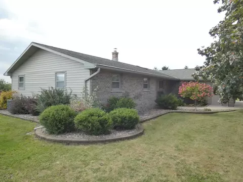 5170 Finger Rd, Green Bay, WI 54311