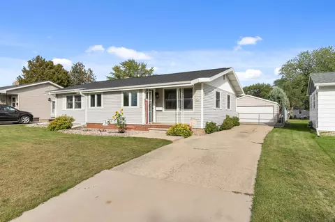 838 Baldwin St, Neenah, WI 54956