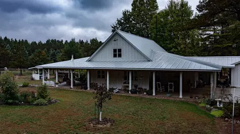e1529 Stratton Lake Road, Waupaca, WI 54981