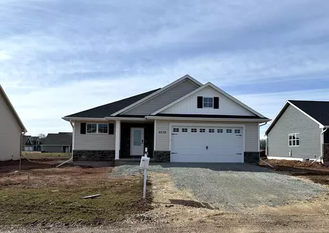 W6539 E Steamboat Lane, Appleton, WI 54915