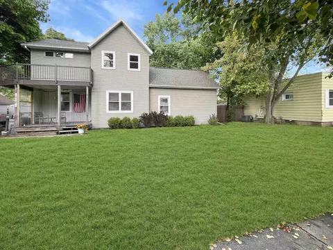 818 E Fremont St, Appleton, WI 54915