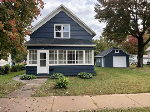 312 S Union St, Shawano, WI 54166