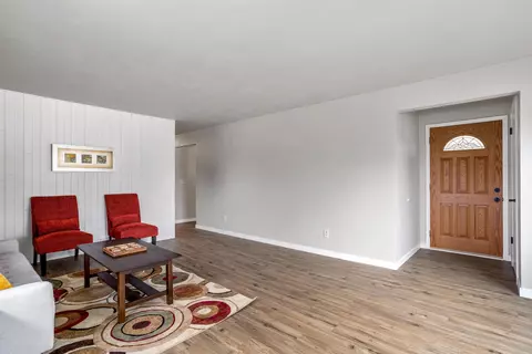 2711 E Henry St, Appleton, WI 54915 photo 4