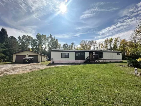 4807 State Hwy 22, Lena, WI 54139