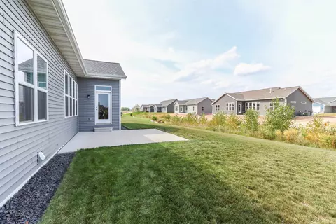 2985 E Bluetopaz Dr, Appleton, WI 54913 photo 44