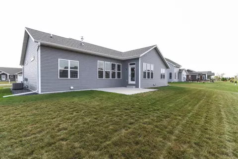 2985 E Bluetopaz Dr, Appleton, WI 54913 photo 45