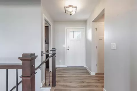 2985 E Bluetopaz Dr, Appleton, WI 54913 photo 3
