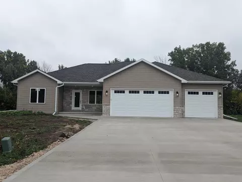 n8279 Ashberry Avenue, Fond Du Lac, WI 54937