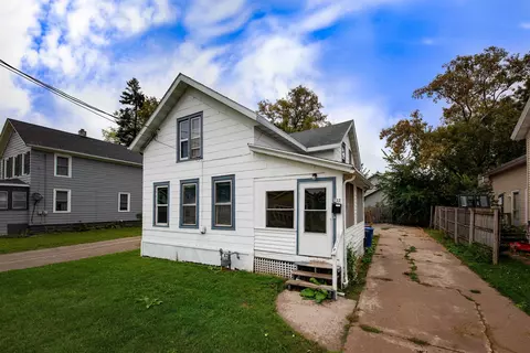 722 Central St, Oshkosh, WI 54901