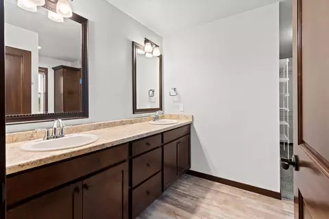 2834 W Fallen Oak Dr, Appleton, WI 54913 photo 15