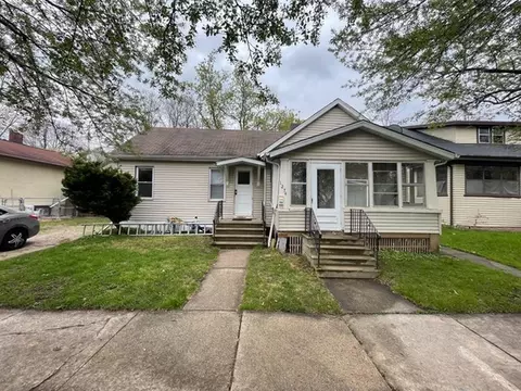 1274 Stuart St, Green Bay, WI 54301
