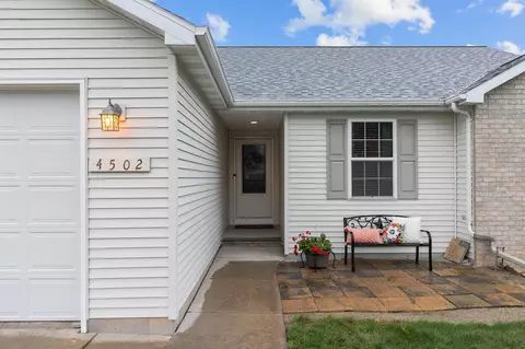 4502 Starlight Ct, Appleton, WI 54913 photo 2