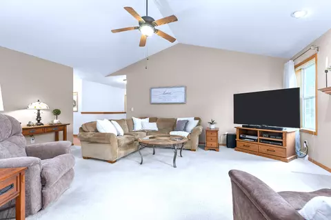 4502 Starlight Ct, Appleton, WI 54913 photo 4