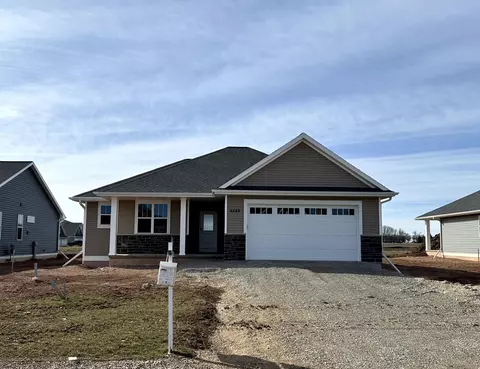 W6549 E Steamboat Lane, Appleton, WI 54915