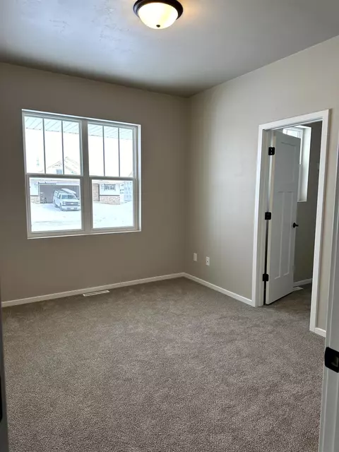 W6549 E Steamboat Lane, Appleton, WI 54915 photo 8