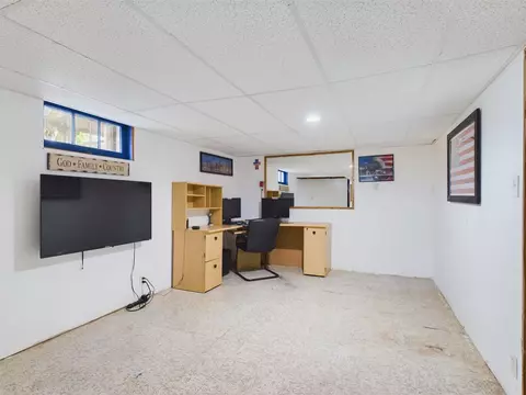 2732 10th St, Two Rivers, WI 54241 photo 15