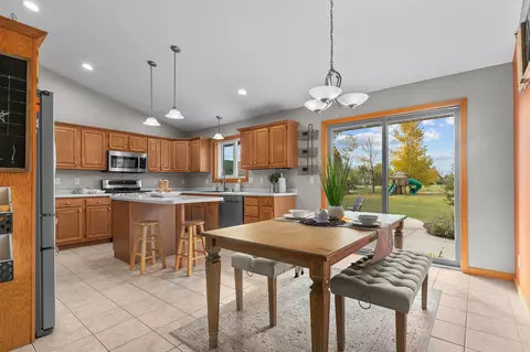 w5601 Jochmann Drive, Appleton, WI 54915 photo 5