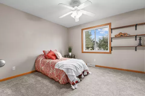 w5601 Jochmann Drive, Appleton, WI 54915 photo 16