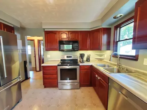 810 E Maple St, Appleton, WI 54915 photo 5