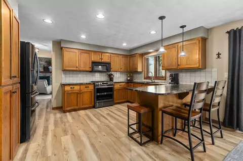 2129 W Capitol Dr, Appleton, WI 54914 photo 13
