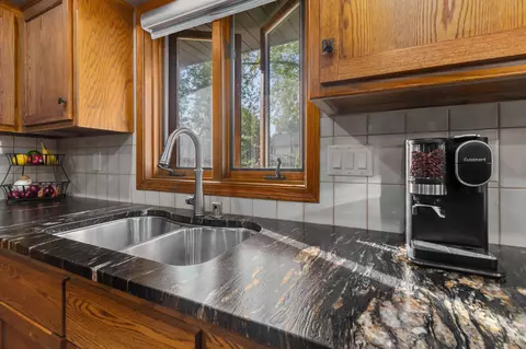 2129 W Capitol Dr, Appleton, WI 54914 photo 19