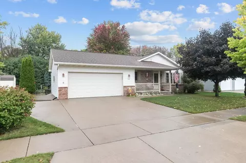 1245 Heidi Haven Dr, Oshkosh, WI 54904