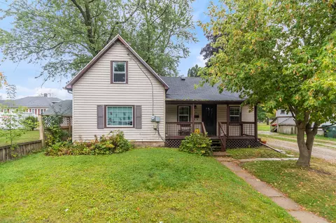 126 Eagle St, Seymour, WI 54165