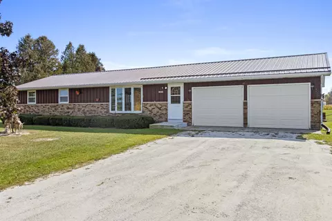 14633 Frelich Rd, Maribel, WI 54227