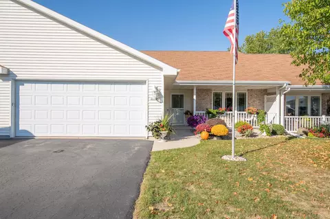 3115 White Tail Ln #C, Oshkosh, WI 54904