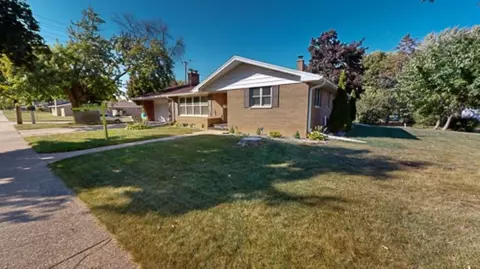 100 E Henry St, Kaukauna, WI 54130