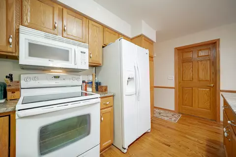 806 E River Dr, Omro, WI 54963 photo 19